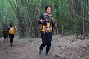 BIB: 3963
                            <button type="button" onclick="openModal(4120460)" class="btn btn-primary btn-sm float-right btn-popup" data-toggle="modal" data-target=".modal-high-quality">
                        <i class="fas fa-shopping-cart"></i> Add to Cart
                    </button>
                                            <button type="button" onclick="isThisMe(4120460, true)" class="btn btn-success btn-sm float-right btn-popup btn-isme hidden" data-toggle="tooltip" data-placement="bottom" title="นี่คือรูปของคุณใช่ไหม คลิกที่นี่เพื่อเอาเข้าอัลบั้ม">
                        <i class="fas fa-plus"></i> Add to album
                    </button>
                    <button type="button" onclick="isThisMe(4120460, false)" class="btn btn-warning btn-sm float-right btn-popup btn-isnotme hidden">
                        <i class="fas fa-ban"></i> Remove from album
                    </button>